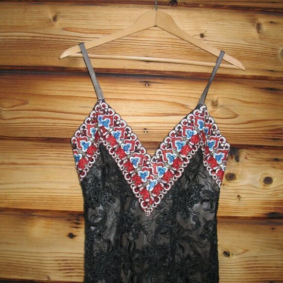 NWT Jovani Black Lace Embroidered Beaded Gown - Picture 5 of 9